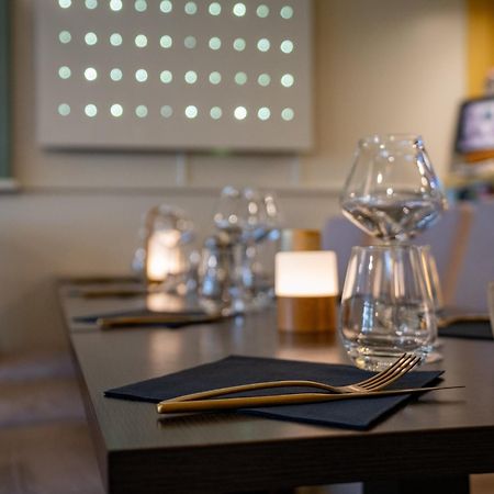 Hotel Restaurant L'Industrie Saint-Omer  Bagian luar foto