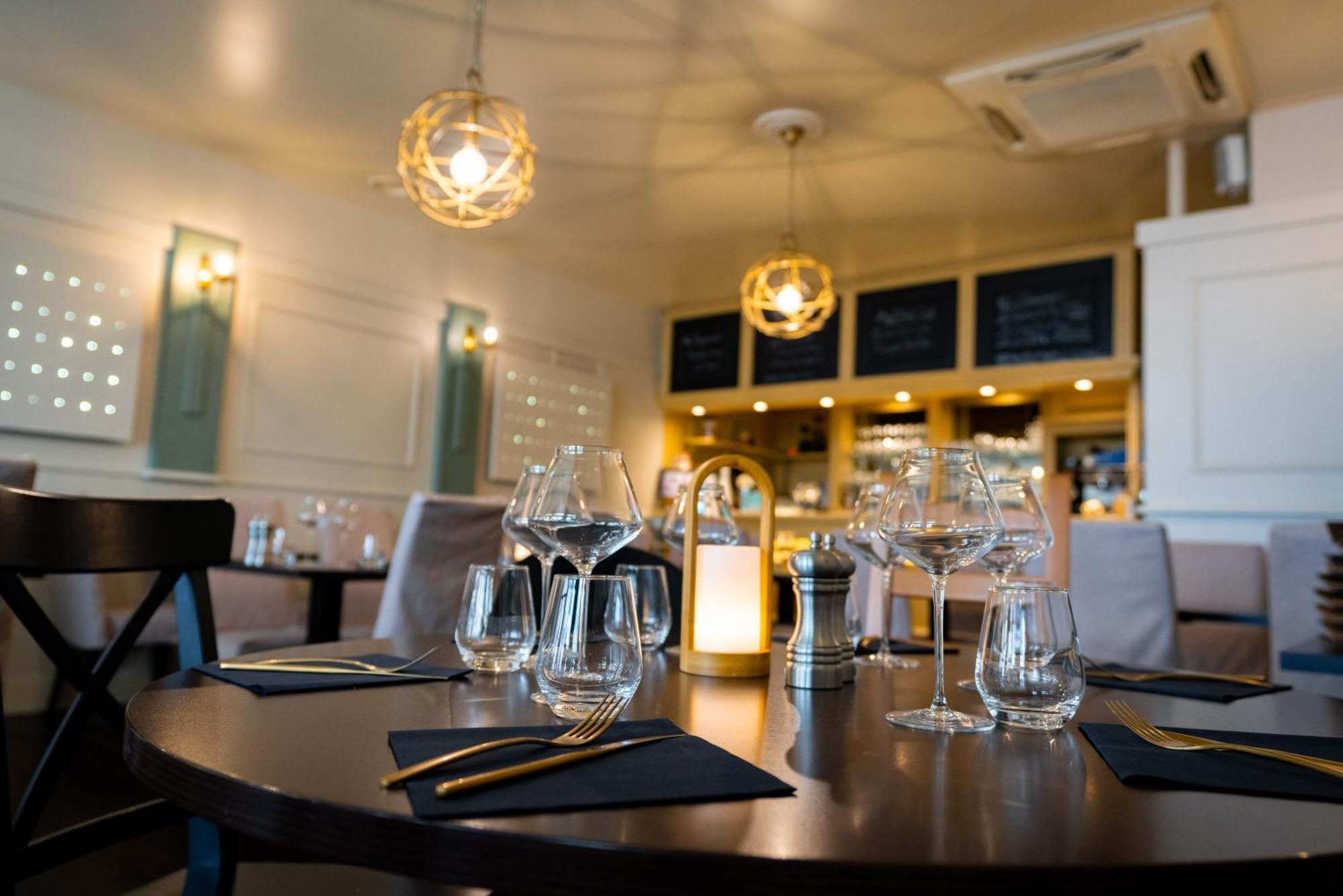Hotel Restaurant L'Industrie Saint-Omer  Bagian luar foto